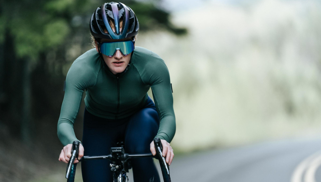 coureur avec un maillot vert