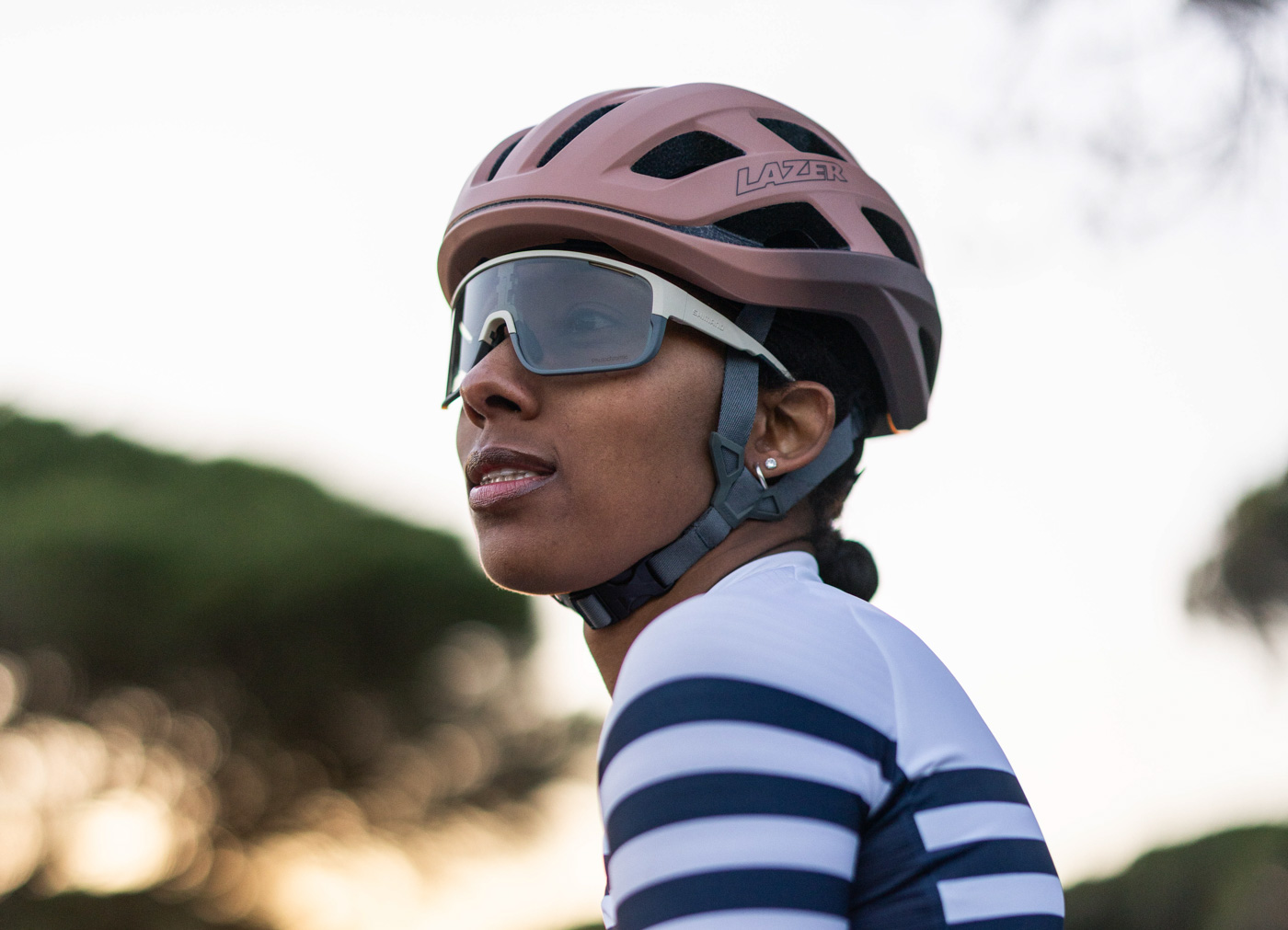 lazer blade helmet blu Coyote MIPS Features Lightweight and comfortable high performance road helmet. Lazer Sphere MIPS Helmet (Light